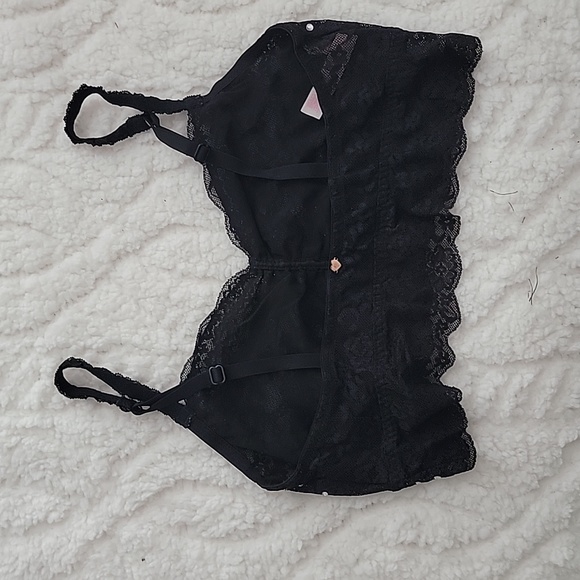 Pink Bra - Picture 2 of 3